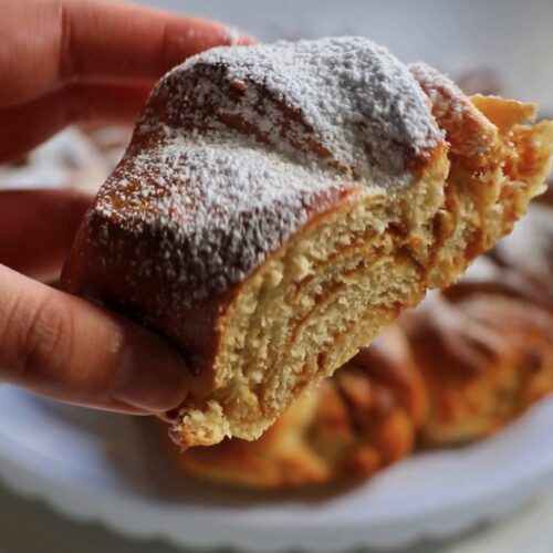 Twisted heart lotus biscoff milk bread