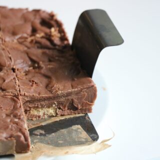 Fudge recipe microwave chocolate twix rocky road fudge