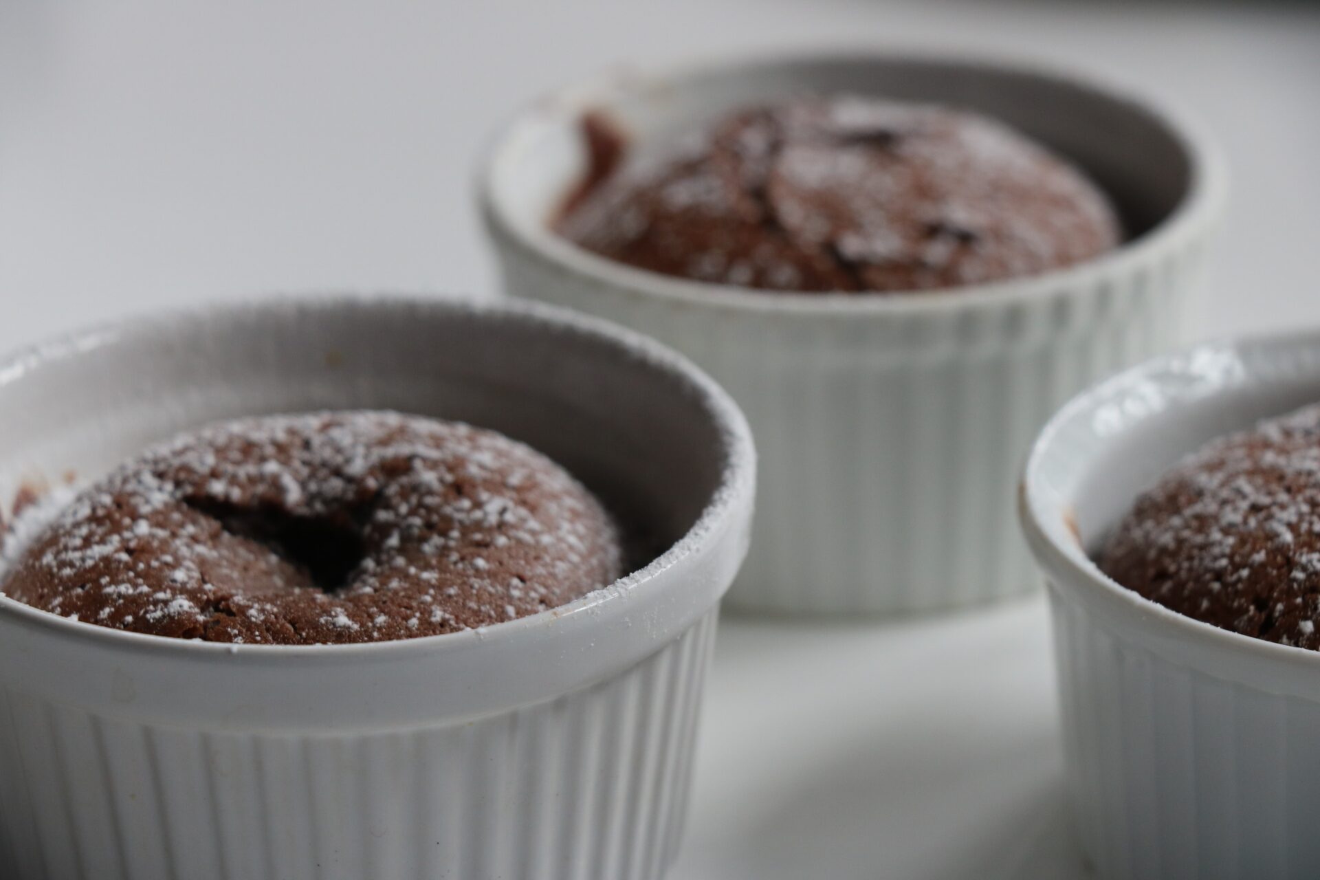 Chocolate lava cake fondant au chocolat moelleux au chocolat chocolate cake brown icing sugar cooking tree