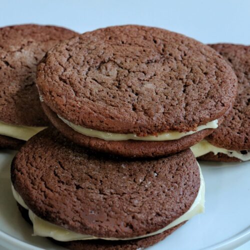 Homemade Oreos chocolate sandwich cookies