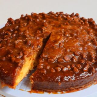 Caramel upside down cake