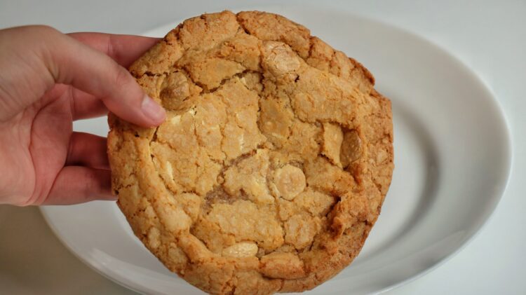 White chocolate chip cookies