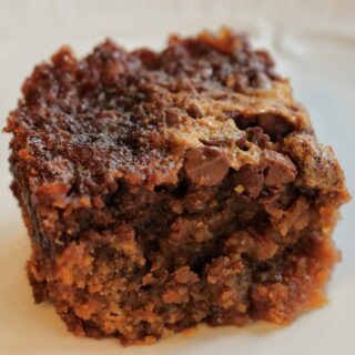 Gooey Chocolate Chip Oatmeal Pie Bars